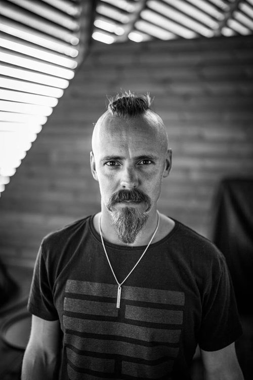 asper Pääkkönen - näyttelijä, yrittäjä