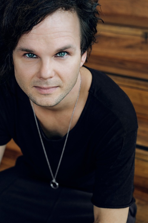 Lauri Ylönen - muusikko