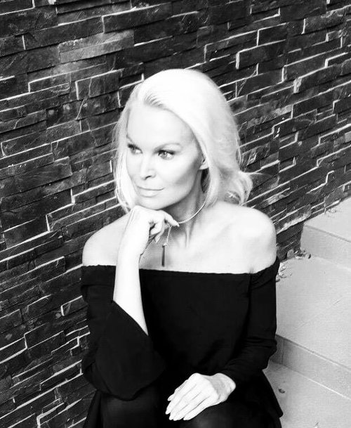 Leena Hellfors, johtaja