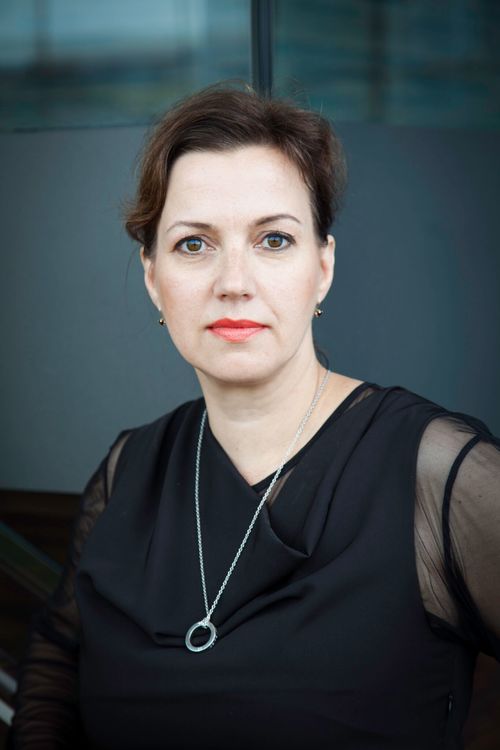 Unna Lehtipuu, viestintäjohtaja, yrittäjä, kirjailija